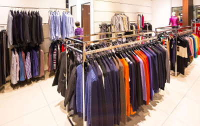 服裝店貨架擺放策略 提升銷售與顧客體驗