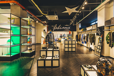 服裝服飾零售商店環(huán)境的營造與優(yōu)化策略